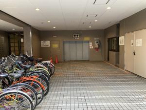 ラクメンビル　駐車場
