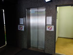 心斎橋井上ビルエレベーター