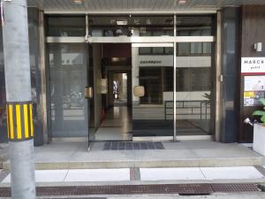 西谷ビル２号館エントランス
