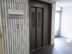 ＨＥＲＢＥ新大阪（エルブ）ビルエレベーター