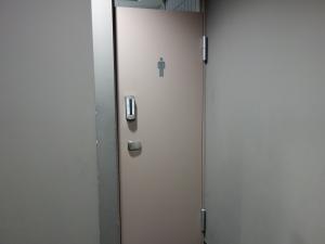 北浜エクセルビル共用トイレ