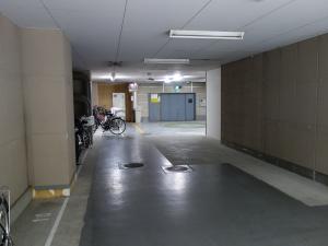 島之内アイテックスビル立体駐車場