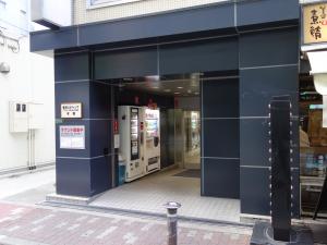 東洋ビル本館エントランス