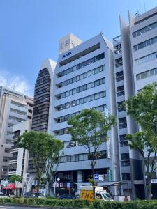 ＡＸＩＳ南森町ビル外観