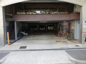 山五ビル駐車場