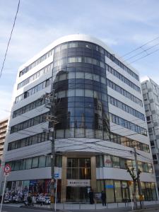 新大阪メイコービル外観