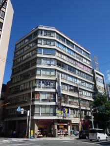 大和上六ビル外観