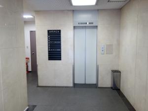 スギタビルエレベーター