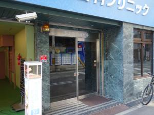 新大阪浪速ビルエントランス