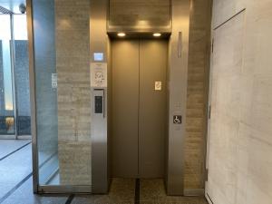 梅新スクエアエレベーター