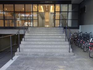 ニュー淡路町ビルエントランス