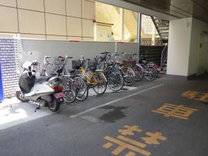 江坂第一ビル駐輪スペース