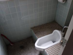 日宝西長堀ビル共用トイレ