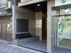 サムティ西中島ビルエントランス