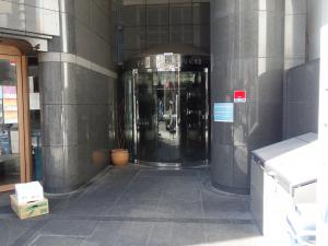 ＴＳＵＪＩＢＬＤＧ．ＫＩＴＡＨＯＲＩＥエントランス