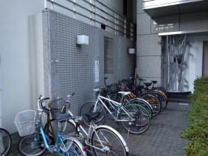 平野町山内ビル駐輪スペース