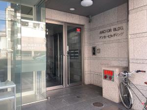 アンカービル　ビル入口