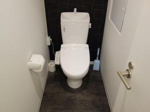 靖安谷町ビル温水洗浄便座