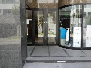 Ｂ－Ｚ新大阪Ⅴ番館エントランス