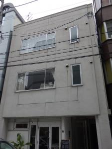 エムズコートビル外観