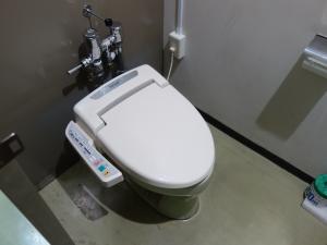 温水洗浄便座