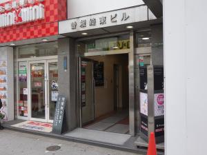 曽根崎東ビルエントランス