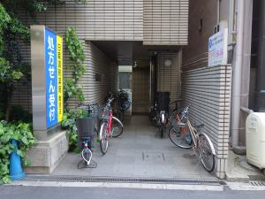 コスモ第３ビルエントランス