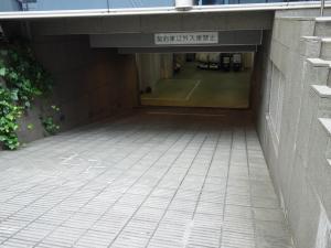 ＵＲＡＮＵＳ　２１駐車場