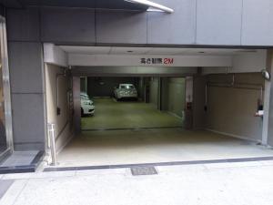ザ・ファースト駐車場