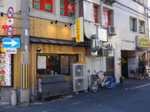 新大阪ファミリービル１階店舗