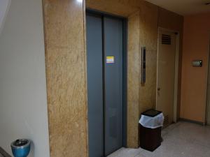 笹屋ビルエレベーター