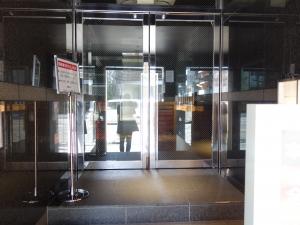 高吉堺筋ビルエントランス