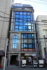 中津インタービル外観
