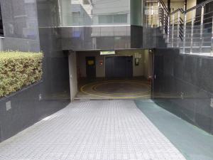 ＣＳＴ大阪ビル立体駐車場