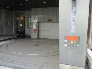 マルイト南堀江パロスビル立体駐車場