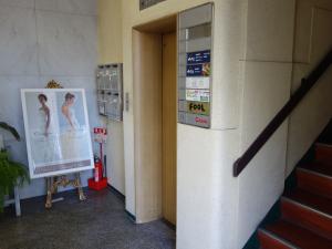 川西湊町ビルエレベーター