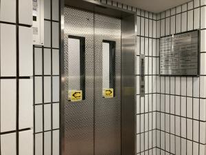 エスアール西宮　1階エレベーター