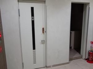 信濃橋ＦＪビル共用トイレ