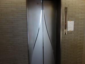 浅野ビルエレベーター