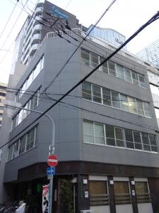 トミイビル外観