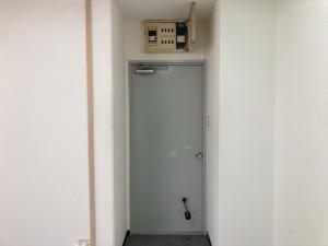 リノ天満橋　貸室扉