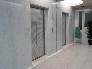 三共ビル梅新エレベーター