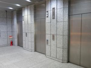 ヨドコウビルエレベーター
