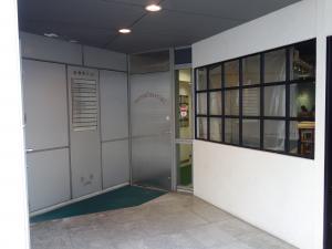 道修町ビル１階店舗