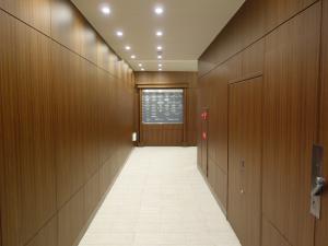ＮＡＮＥＩ本町ビル１階共用部