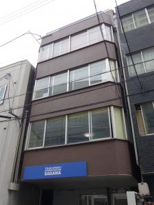 立誠社ビル外観