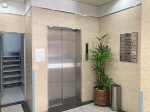 伊勢田ビル　1階エレベーター
