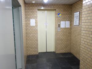 岡田伏見町ビルエレベーター