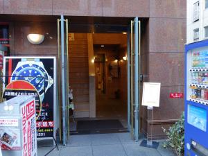 第１中村興産ビルエントランス