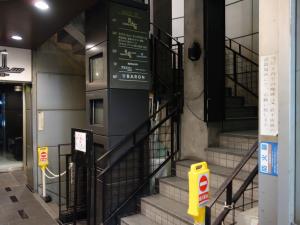 ミューズ３８９ビル階段